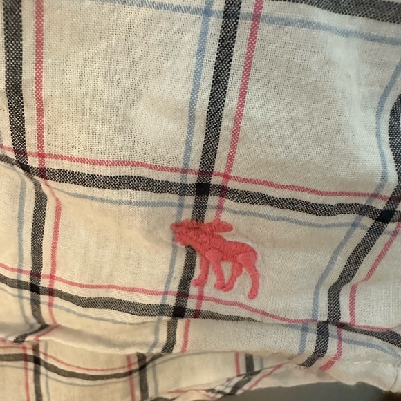 ABERCROMBIE KIDS | Girls White & Pink Plaid Ruffled Button Up Shirt - Picture 3 of 7